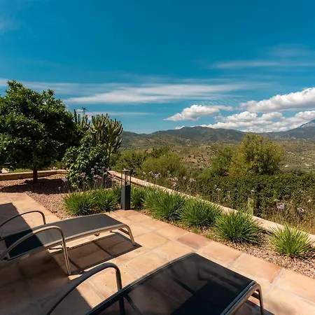 Del Silencio Villa