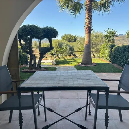 Del Silencio Villa