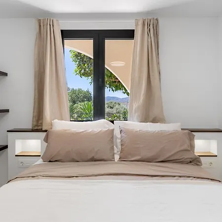 Del Silencio Villa